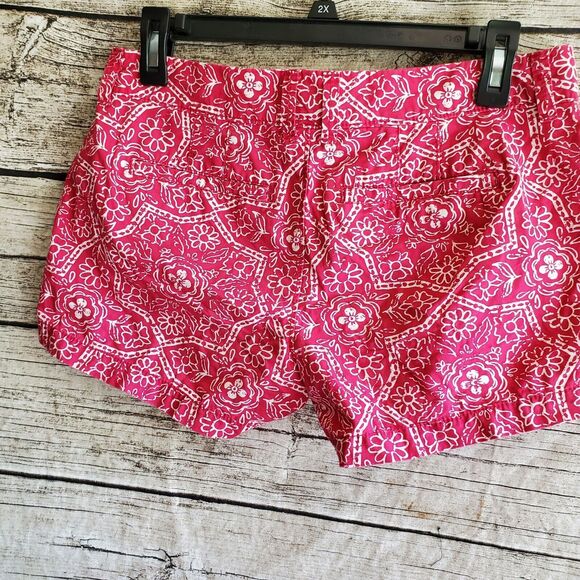Old Navy Pink floral chino shorts Size 4 - Picture 3 of 10